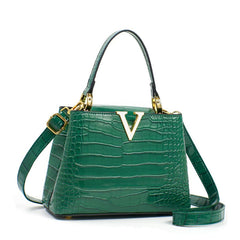 A Minimalist Tote Bag Is A Must-have For Spring And Summer