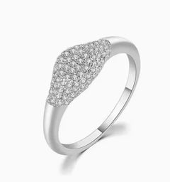 Elegant Grace Women's Ring